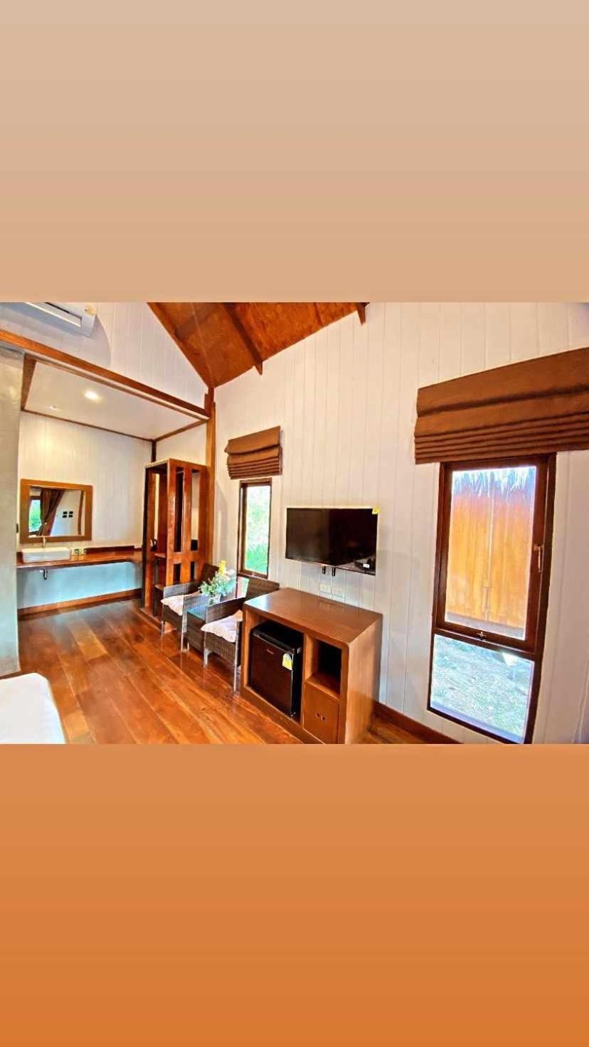 Little Rock Kohjum Hotel Koh Jum Ngoại thất bức ảnh